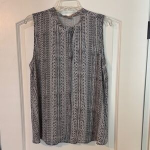 Black and White Sleeveless Top